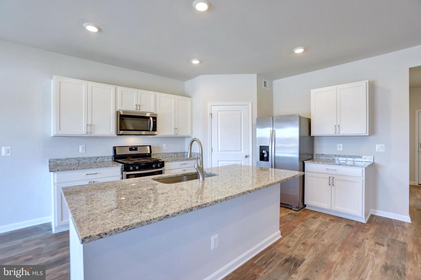 700 WEEKS CT, BERRYVILLE, Virginia 22611, 5 Bedrooms Bedrooms, ,3 BathroomsBathrooms,Residential,For sale,700 WEEKS CT,VACL2006262 MLS # VACL2006262