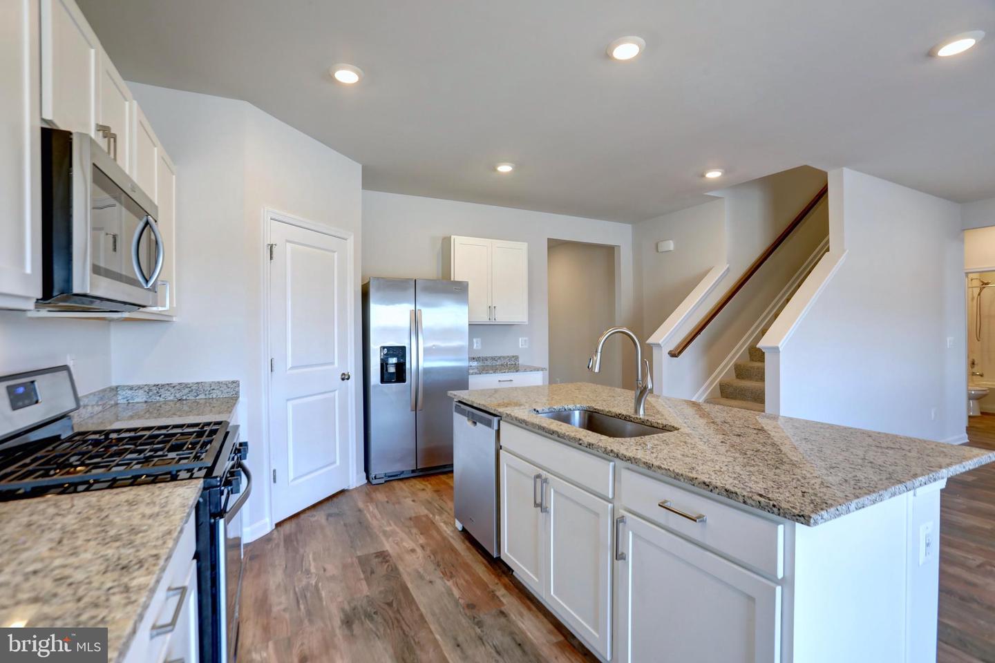 700 WEEKS CT, BERRYVILLE, Virginia 22611, 5 Bedrooms Bedrooms, ,3 BathroomsBathrooms,Residential,For sale,700 WEEKS CT,VACL2006262 MLS # VACL2006262