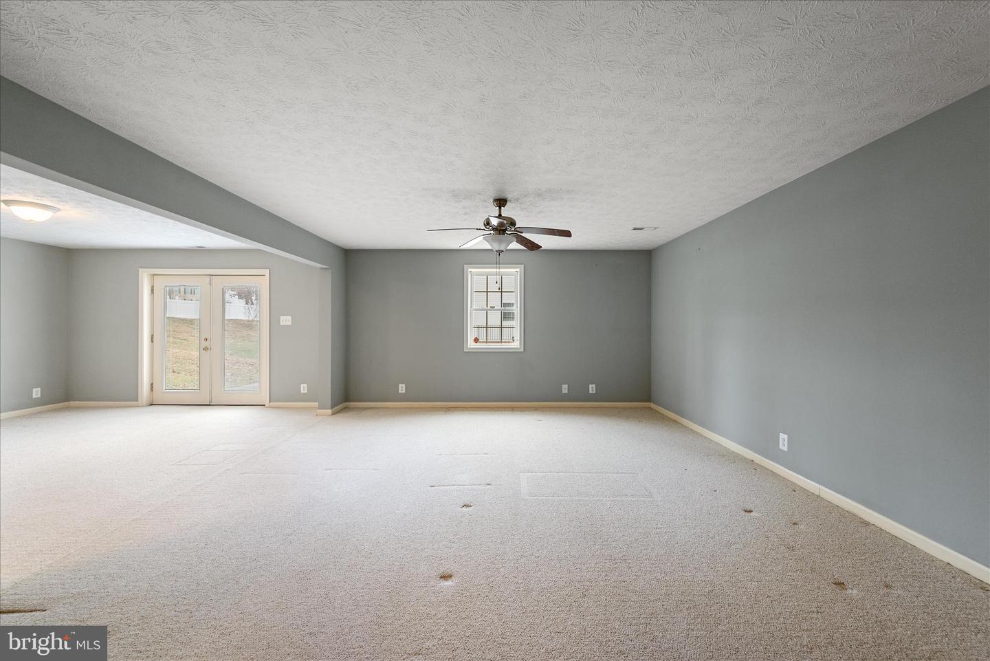 327 CLYDESDALE DR, STEPHENS CITY, Virginia 22655, 3 Bedrooms Bedrooms, ,3 BathroomsBathrooms,Residential,For sale,327 CLYDESDALE DR,VAFV2038390 MLS # VAFV2038390