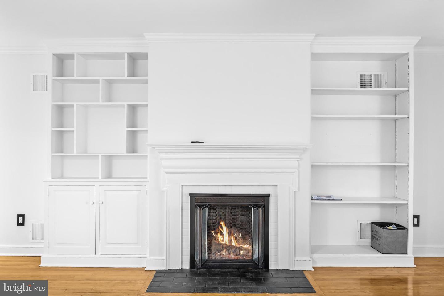 2420 I ST NW, WASHINGTON, District Of Columbia 20037, 3 Bedrooms Bedrooms, 9 Rooms Rooms,4 BathroomsBathrooms,Residential,For sale,2420 I ST NW,DCDC2234314 MLS # DCDC2234314