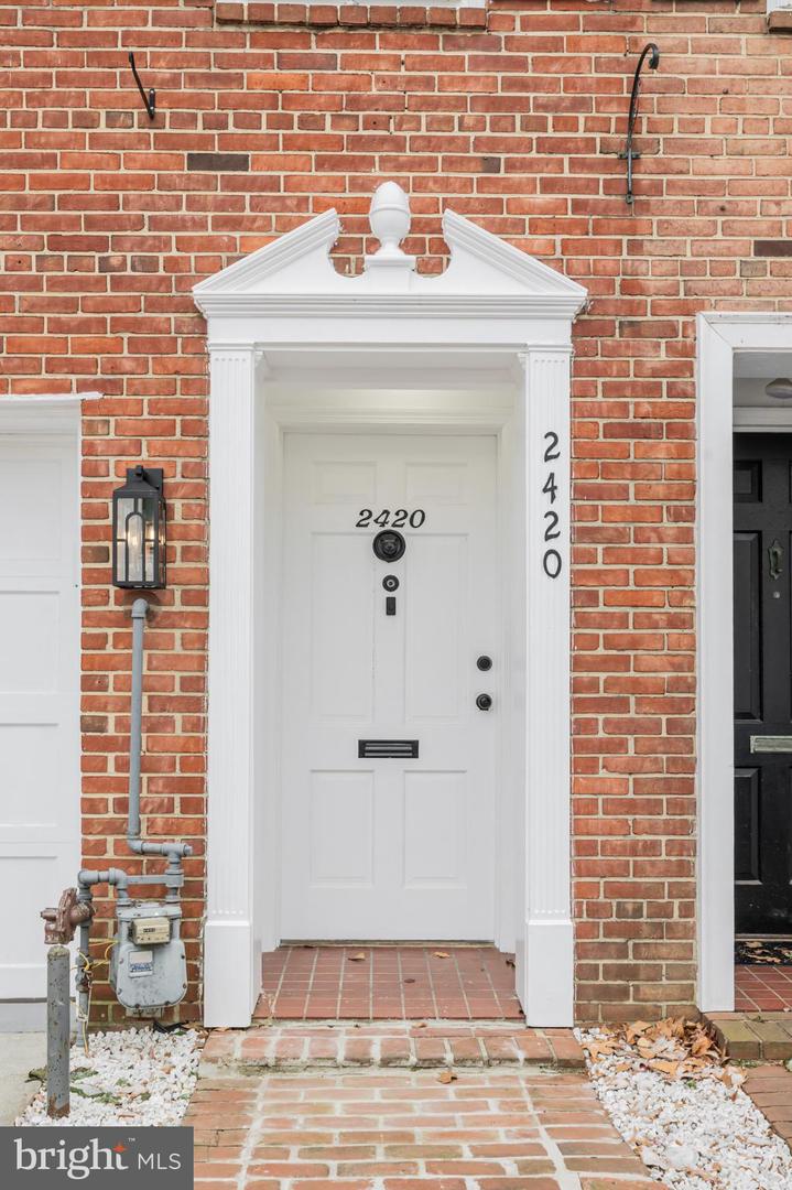 2420 I ST NW, WASHINGTON, District Of Columbia 20037, 3 Bedrooms Bedrooms, 9 Rooms Rooms,4 BathroomsBathrooms,Residential,For sale,2420 I ST NW,DCDC2234314 MLS # DCDC2234314