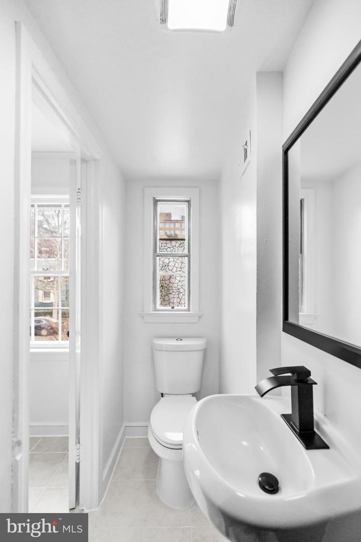 2420 I ST NW, WASHINGTON, District Of Columbia 20037, 3 Bedrooms Bedrooms, 9 Rooms Rooms,4 BathroomsBathrooms,Residential,For sale,2420 I ST NW,DCDC2234314 MLS # DCDC2234314