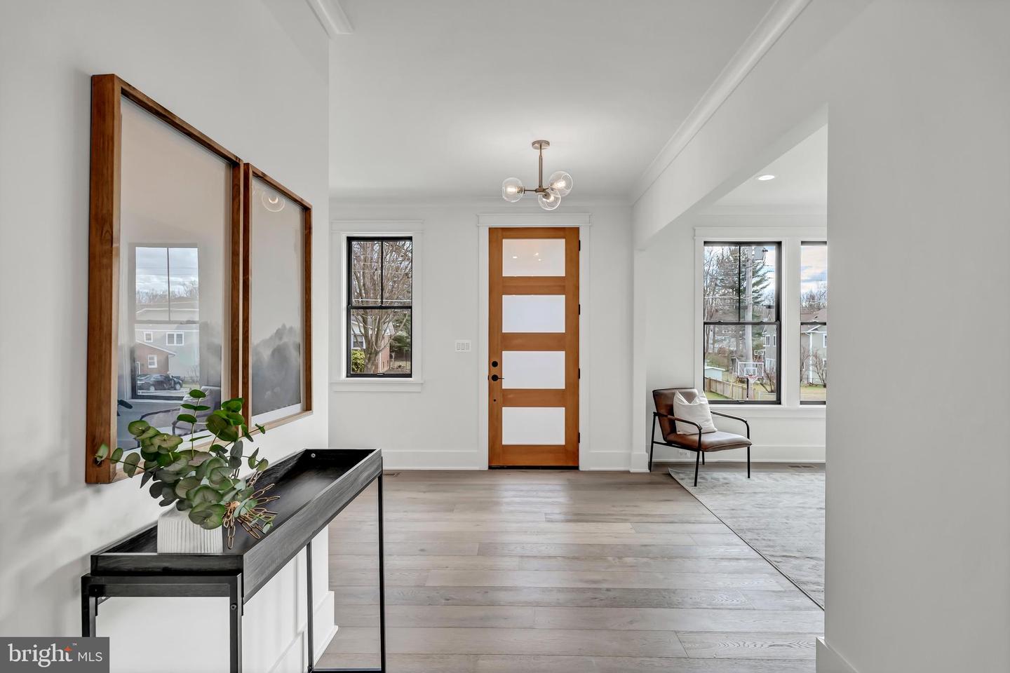 900 CAROLE CT SE, VIENNA, Virginia 22180, 6 Bedrooms Bedrooms, 22 Rooms Rooms,6 BathroomsBathrooms,Residential,For sale,900 CAROLE CT SE,VAFX2282006 MLS # VAFX2282006