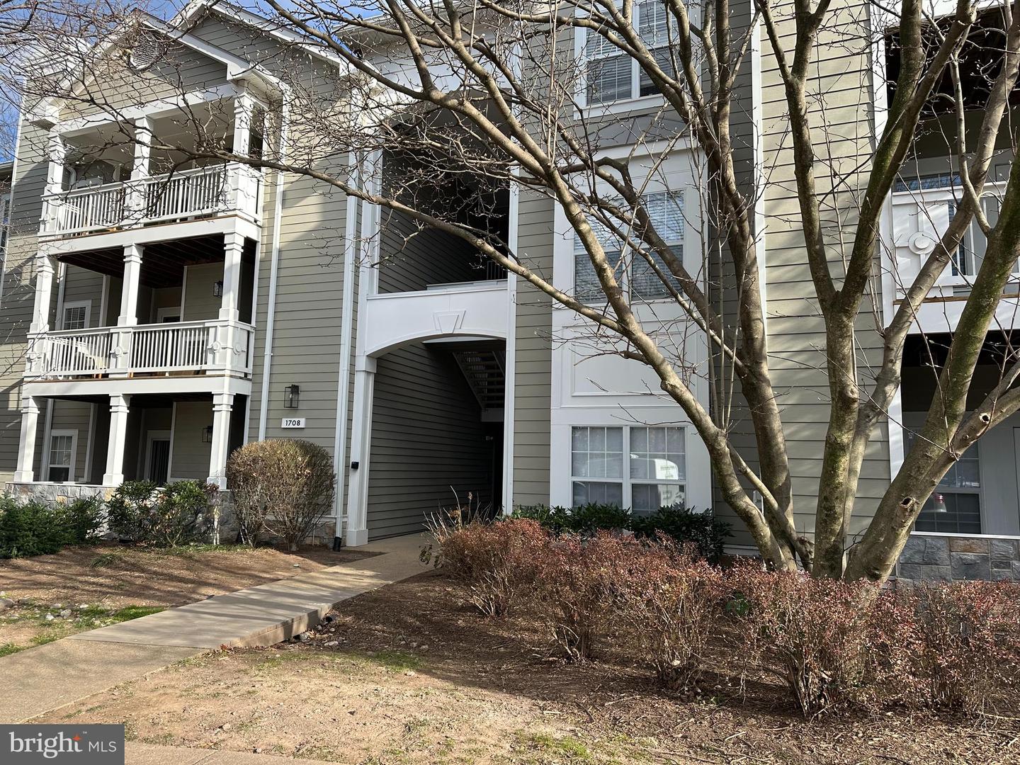 1708 LAKE SHORE CREST DR, RESTON, Virginia 20190, 1 Bedroom Bedrooms, ,1 BathroomBathrooms,Residential,For sale,1708 LAKE SHORE CREST DR,VAFX2282040 MLS # VAFX2282040 1708 LAKE SHORE CREST DR, RESTON, Virginia 20190, 1 Bedroom Bedrooms, ,1 BathroomBathrooms,Residential,For sale,1708 LAKE SHORE CREST DR,VAFX2282040 MLS # VAFX2282040
