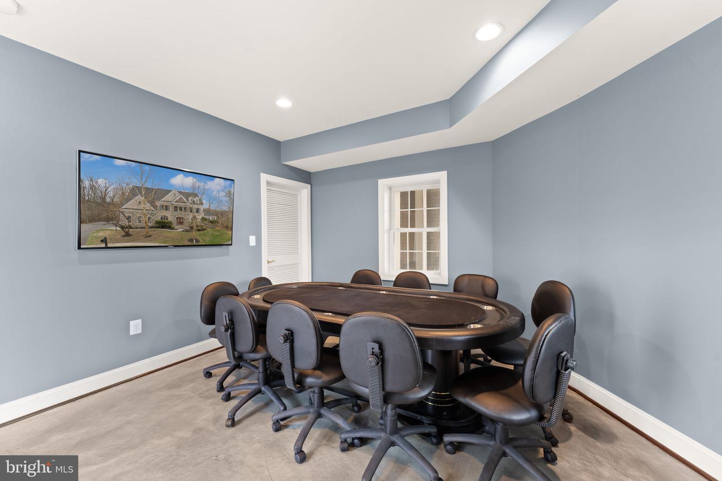 25729 SUMMERBANK CT, CHANTILLY, Virginia 20152, 4 Bedrooms Bedrooms, ,4 BathroomsBathrooms,Residential,For sale,25729 SUMMERBANK CT,VALO2112160 MLS # VALO2112160