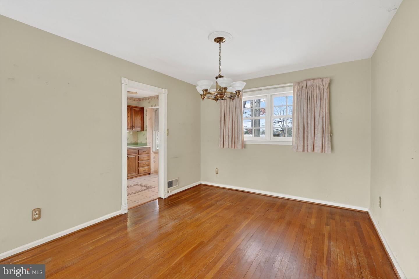 3000 BATTERSEA LN, ALEXANDRIA, Virginia 22309, 4 Bedrooms Bedrooms, ,3 BathroomsBathrooms,Residential,For sale,3000 BATTERSEA LN,VAFX2282112 MLS # VAFX2282112