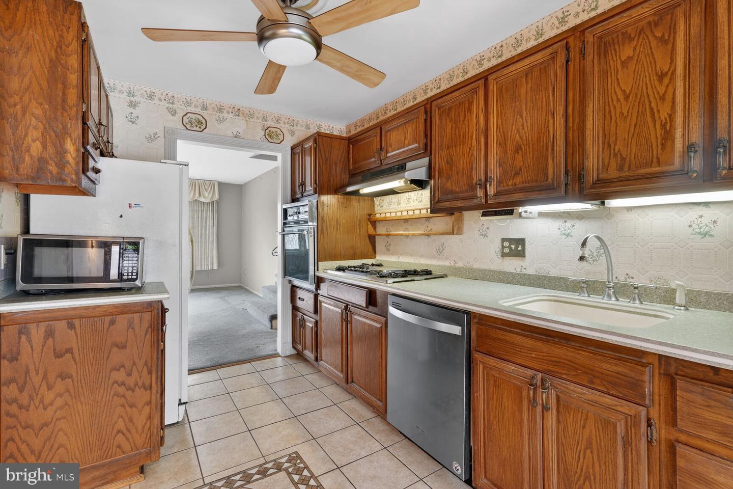 3000 BATTERSEA LN, ALEXANDRIA, Virginia 22309, 4 Bedrooms Bedrooms, ,3 BathroomsBathrooms,Residential,For sale,3000 BATTERSEA LN,VAFX2282112 MLS # VAFX2282112