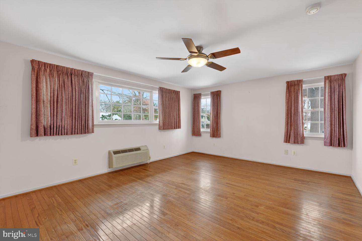 3000 BATTERSEA LN, ALEXANDRIA, Virginia 22309, 4 Bedrooms Bedrooms, ,3 BathroomsBathrooms,Residential,For sale,3000 BATTERSEA LN,VAFX2282112 MLS # VAFX2282112