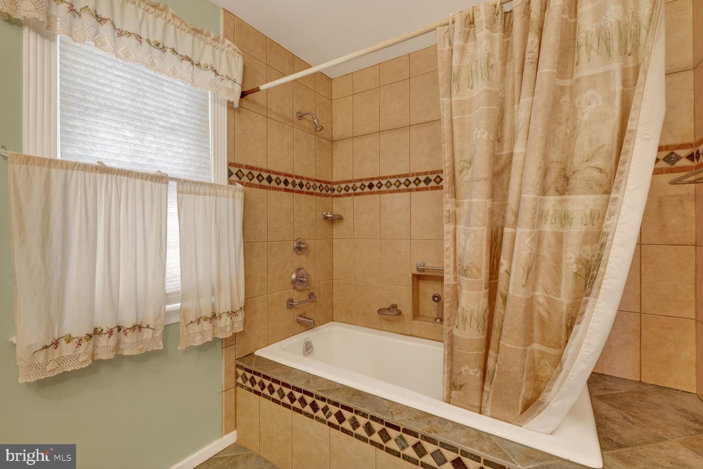 3000 BATTERSEA LN, ALEXANDRIA, Virginia 22309, 4 Bedrooms Bedrooms, ,3 BathroomsBathrooms,Residential,For sale,3000 BATTERSEA LN,VAFX2282112 MLS # VAFX2282112