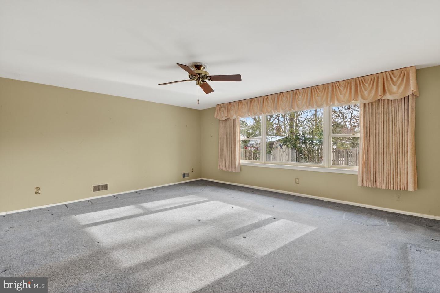 3000 BATTERSEA LN, ALEXANDRIA, Virginia 22309, 4 Bedrooms Bedrooms, ,3 BathroomsBathrooms,Residential,For sale,3000 BATTERSEA LN,VAFX2282112 MLS # VAFX2282112