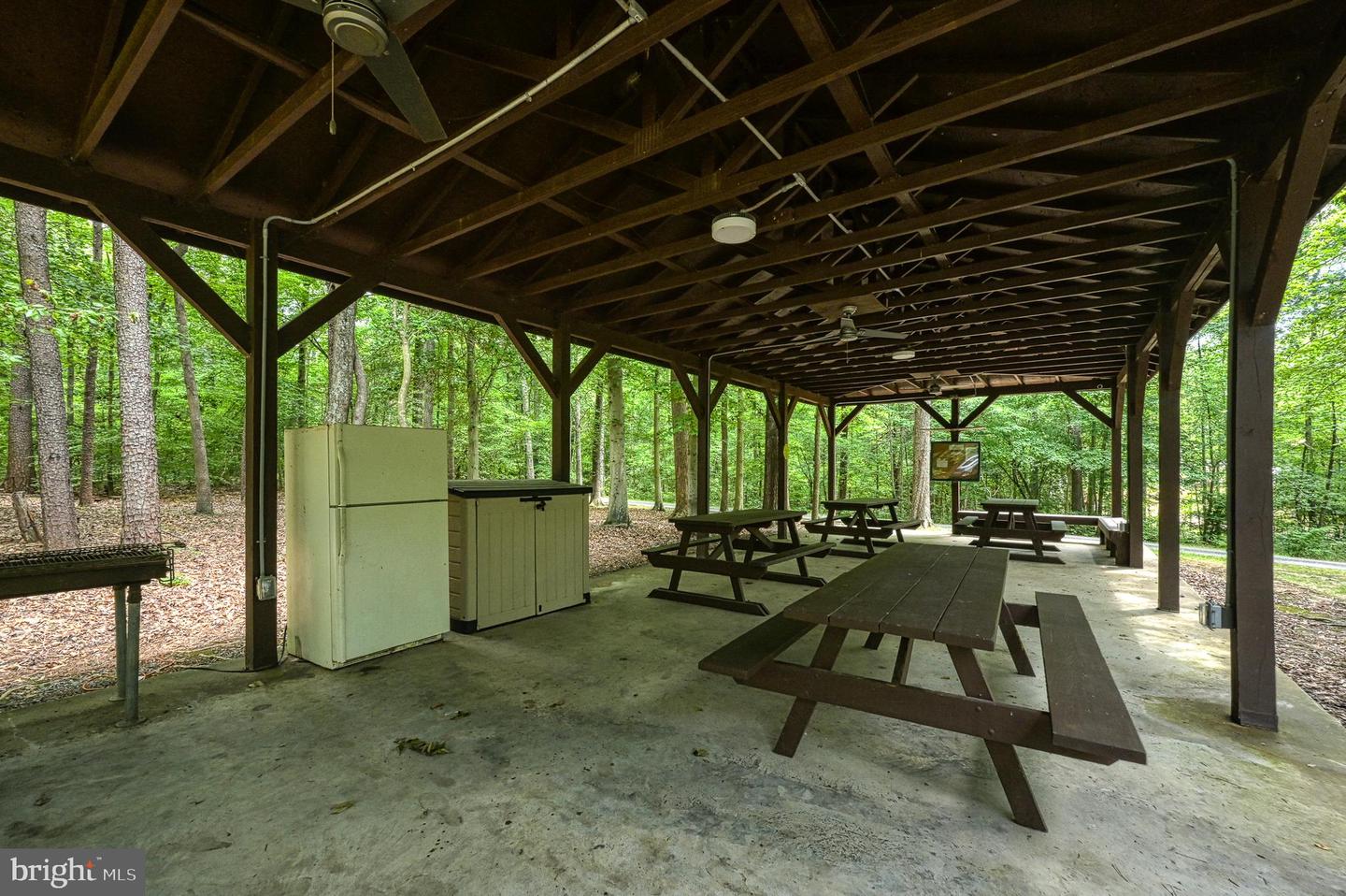 199 HICKORY LANE, BUMPASS, Virginia 23024, 4 Bedrooms Bedrooms, 10 Rooms Rooms,1 BathroomBathrooms,Residential,For sale,199 HICKORY LANE,VALA2009006 MLS # VALA2009006