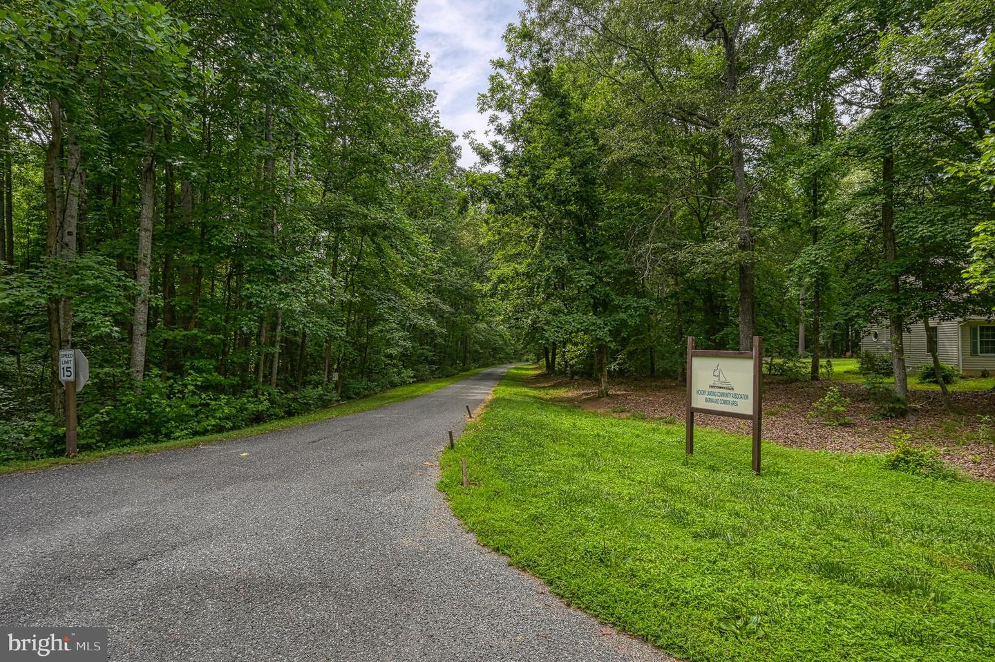 199 HICKORY LANE, BUMPASS, Virginia 23024, 4 Bedrooms Bedrooms, 10 Rooms Rooms,1 BathroomBathrooms,Residential,For sale,199 HICKORY LANE,VALA2009006 MLS # VALA2009006