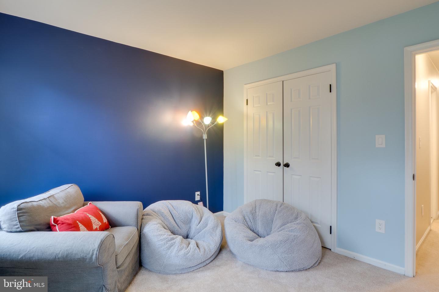 11844 CLARA WAY, FAIRFAX STATION, Virginia 22039, 4 Bedrooms Bedrooms, 14 Rooms Rooms,3 BathroomsBathrooms,Residential,For sale,11844 CLARA WAY,VAFX2282124 MLS # VAFX2282124