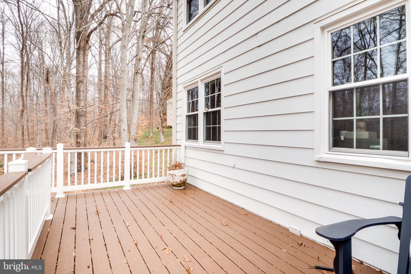 11844 CLARA WAY, FAIRFAX STATION, Virginia 22039, 4 Bedrooms Bedrooms, 14 Rooms Rooms,3 BathroomsBathrooms,Residential,For sale,11844 CLARA WAY,VAFX2282124 MLS # VAFX2282124