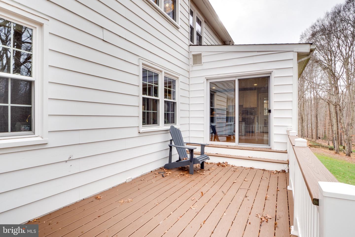 11844 CLARA WAY, FAIRFAX STATION, Virginia 22039, 4 Bedrooms Bedrooms, 14 Rooms Rooms,3 BathroomsBathrooms,Residential,For sale,11844 CLARA WAY,VAFX2282124 MLS # VAFX2282124