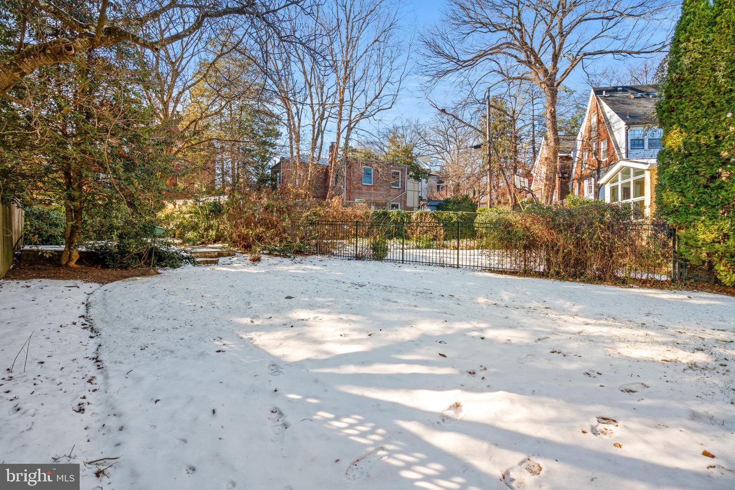 5826 NEVADA AVE NW, WASHINGTON, District Of Columbia 20015, 5 Bedrooms Bedrooms, 14 Rooms Rooms,3 BathroomsBathrooms,Residential,For sale,5826 NEVADA AVE NW,DCDC2234696 MLS # DCDC2234696