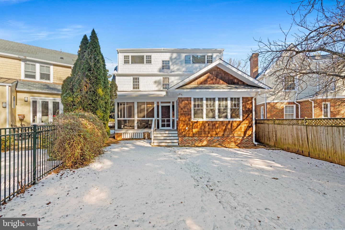 5826 NEVADA AVE NW, WASHINGTON, District Of Columbia 20015, 5 Bedrooms Bedrooms, 14 Rooms Rooms,3 BathroomsBathrooms,Residential,For sale,5826 NEVADA AVE NW,DCDC2234696 MLS # DCDC2234696