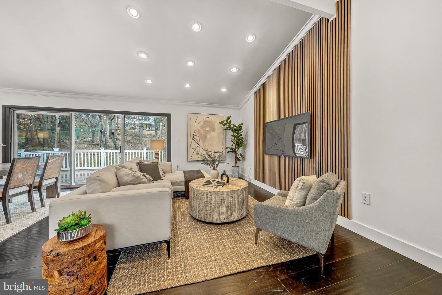 1717 VALLEY AVE, MCLEAN, Virginia 22101, 5 Bedrooms Bedrooms, ,3 BathroomsBathrooms,Residential,For sale,1717 VALLEY AVE,VAFX2282344 MLS # VAFX2282344