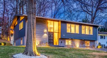 1717 VALLEY AVE, MCLEAN, Virginia 22101, 5 Bedrooms Bedrooms, ,3 BathroomsBathrooms,Residential,For sale,1717 VALLEY AVE,VAFX2282344 MLS # VAFX2282344