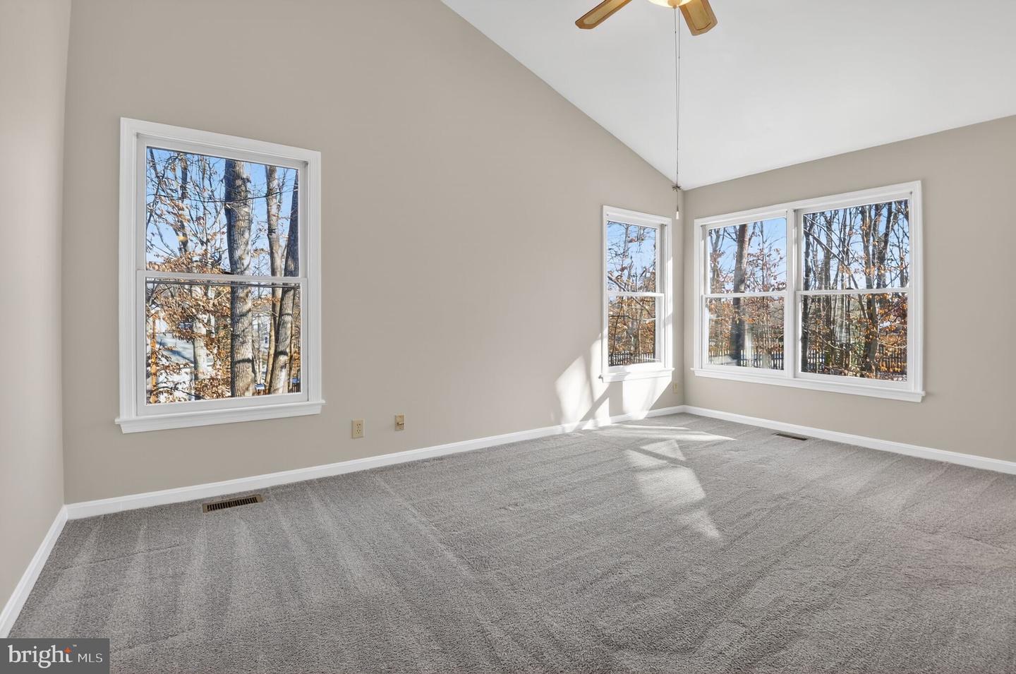 3 NEWLAND CV, STAFFORD, Virginia 22554, 3 Bedrooms Bedrooms, ,2 BathroomsBathrooms,Residential,For sale,3 NEWLAND CV,VAST2044692 MLS # VAST2044692