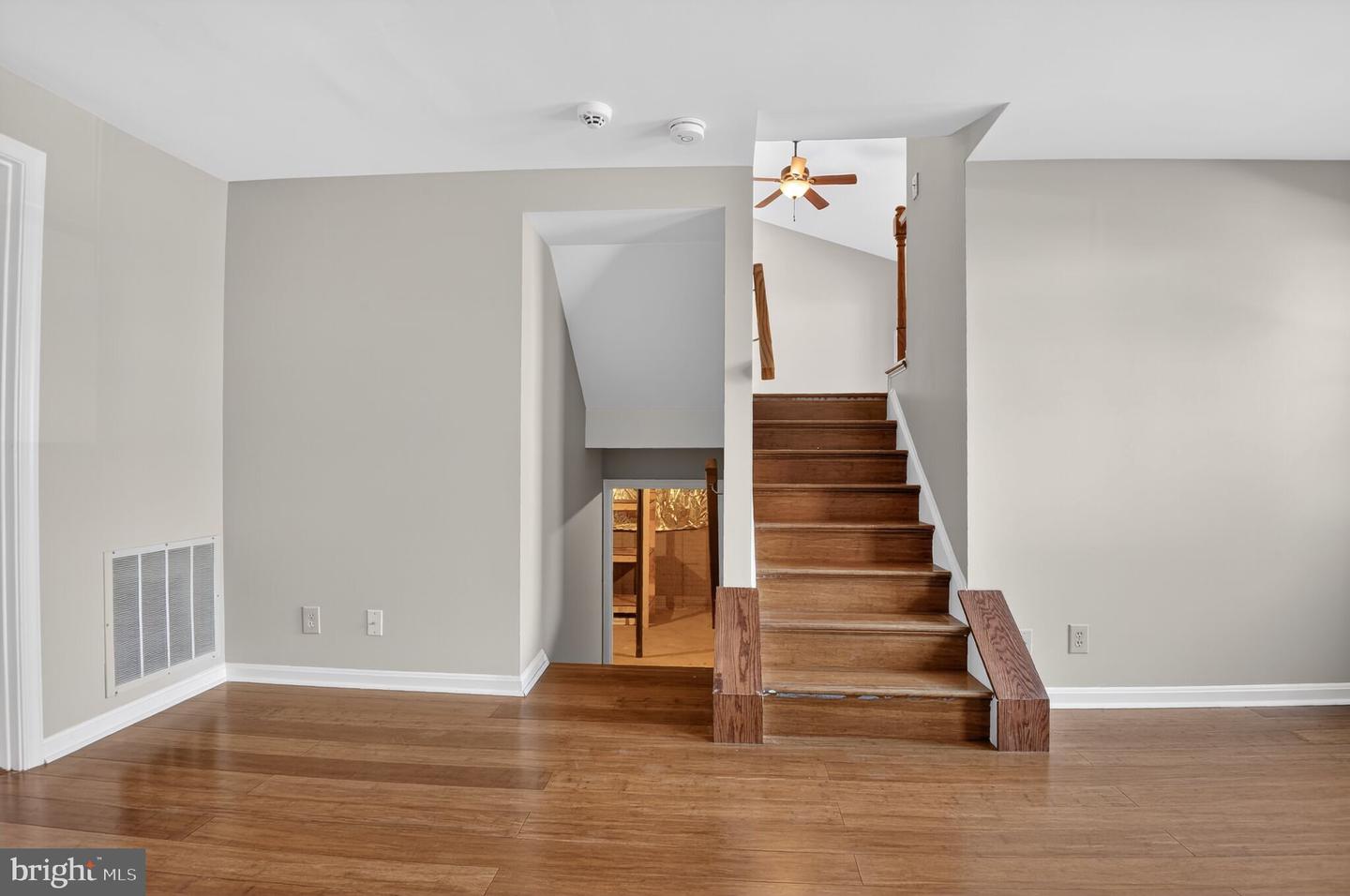 3 NEWLAND CV, STAFFORD, Virginia 22554, 3 Bedrooms Bedrooms, ,2 BathroomsBathrooms,Residential,For sale,3 NEWLAND CV,VAST2044692 MLS # VAST2044692