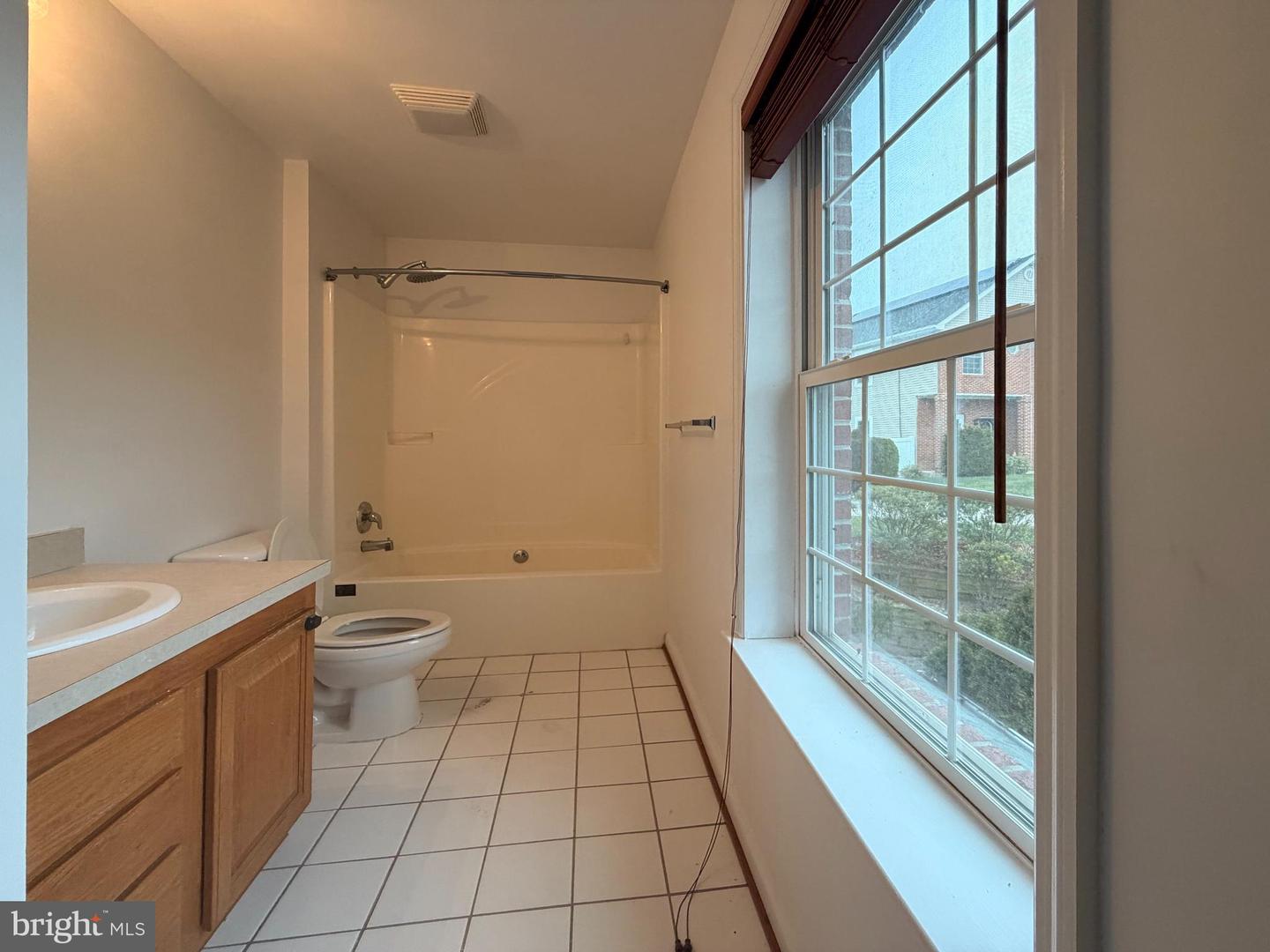 1986 RETTA GILLIAM CT SE, WASHINGTON, District Of Columbia 20020, 3 Bedrooms Bedrooms, ,3 BathroomsBathrooms,Residential,For sale,1986 RETTA GILLIAM CT SE,DCDC2234848 MLS # DCDC2234848