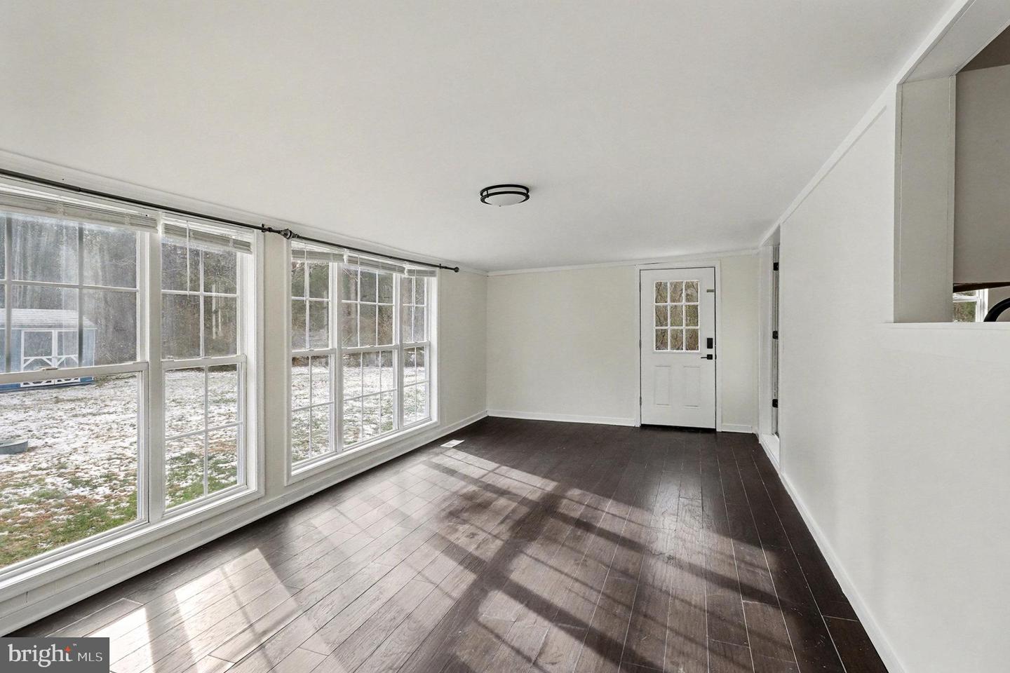 8016 LONG CREEK DR, RUTHER GLEN, Virginia 22546, 3 Bedrooms Bedrooms, ,2 BathroomsBathrooms,Residential,For sale,8016 LONG CREEK DR,VACV2009274 MLS # VACV2009274