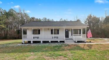 8016 LONG CREEK DR, RUTHER GLEN, Virginia 22546, 3 Bedrooms Bedrooms, ,2 BathroomsBathrooms,Residential,For sale,8016 LONG CREEK DR,VACV2009274 MLS # VACV2009274