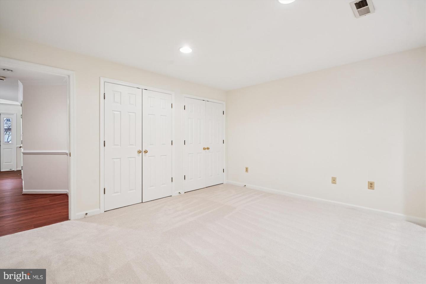 4100 KENTMERE SQ, FAIRFAX, Virginia 22030, 3 Bedrooms Bedrooms, ,3 BathroomsBathrooms,Residential,For sale,4100 KENTMERE SQ,VAFX2282598 MLS # VAFX2282598