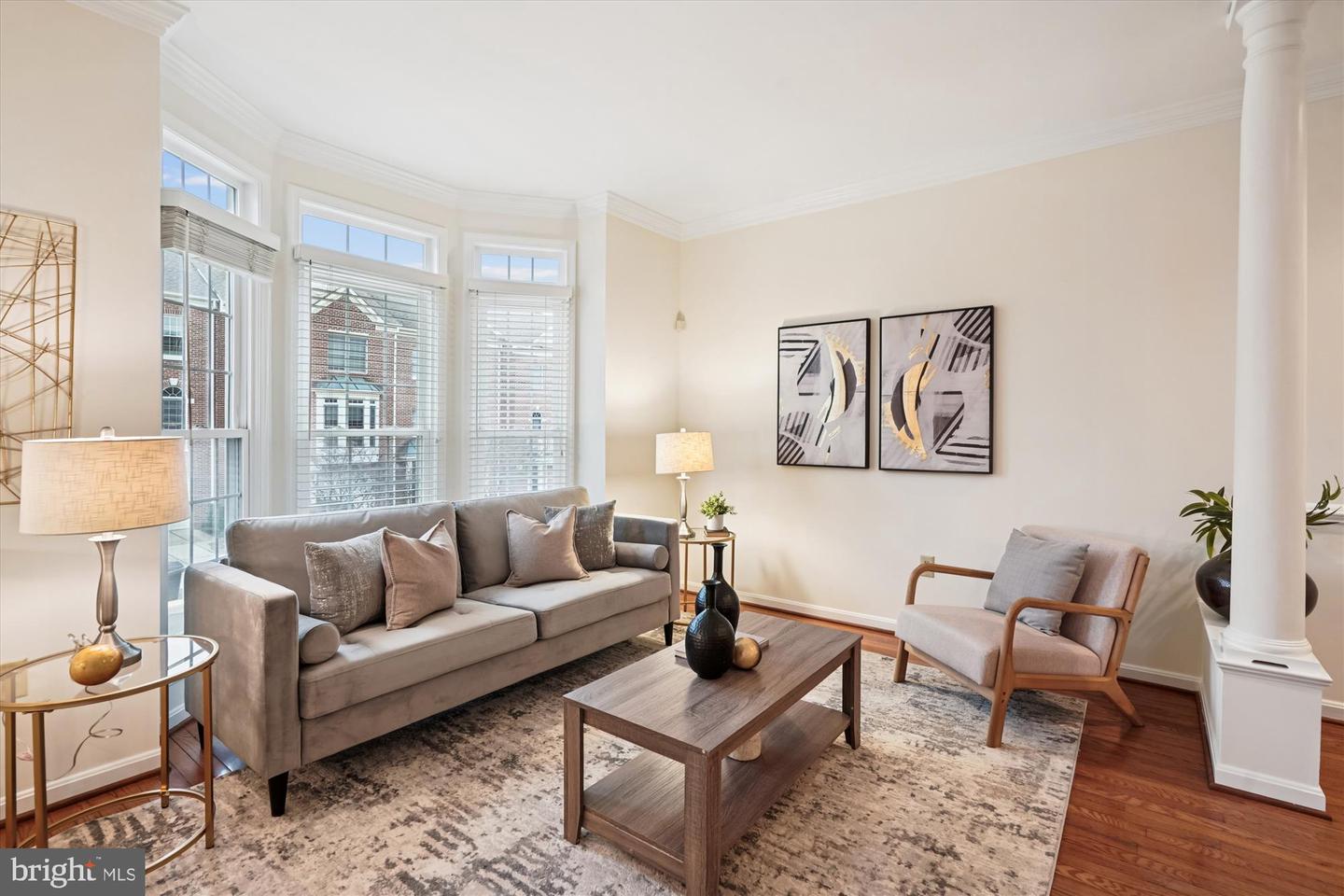 4100 KENTMERE SQ, FAIRFAX, Virginia 22030, 3 Bedrooms Bedrooms, ,3 BathroomsBathrooms,Residential,For sale,4100 KENTMERE SQ,VAFX2282598 MLS # VAFX2282598