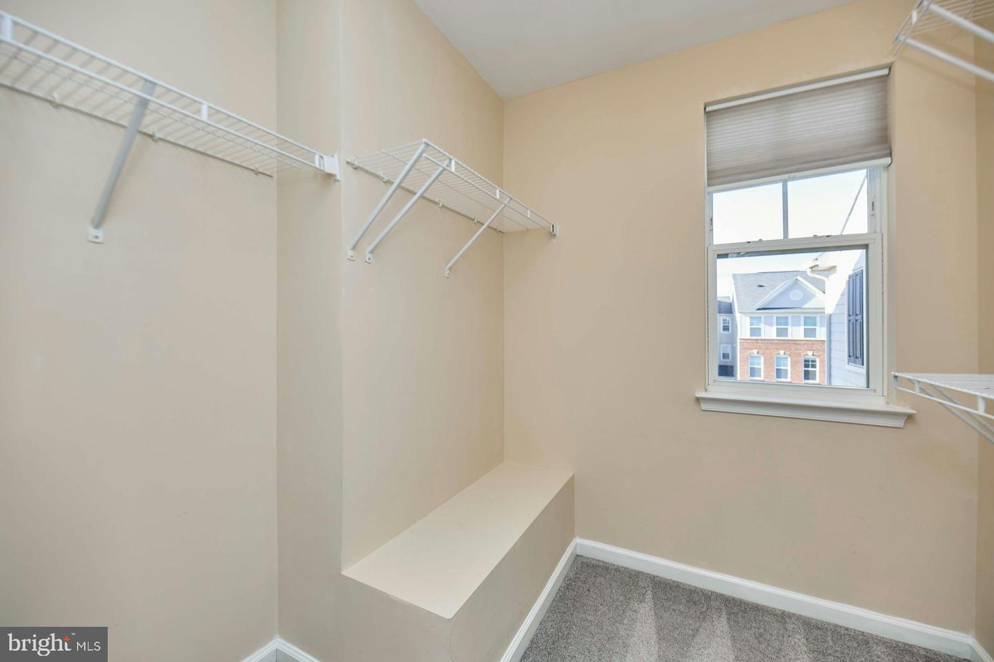 25234 ORCHARD VIEW TER, CHANTILLY, Virginia 20152, 3 Bedrooms Bedrooms, ,3 BathroomsBathrooms,Residential,For sale,25234 ORCHARD VIEW TER,VALO2112428 MLS # VALO2112428 25234 ORCHARD VIEW TER, CHANTILLY, Virginia 20152, 3 Bedrooms Bedrooms, ,3 BathroomsBathrooms,Residential,For sale,25234 ORCHARD VIEW TER,VALO2112428 MLS # VALO2112428