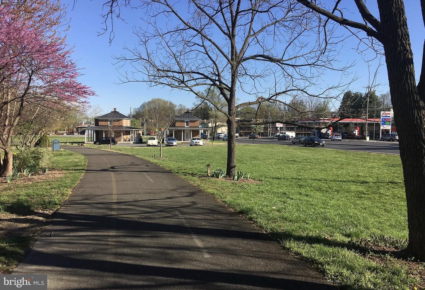 602 AND 604 RADHAM ST, FRONT ROYAL, Virginia 22630, 2 Bedrooms Bedrooms, ,1 BathroomBathrooms,Residential,For sale,602 AND 604 RADHAM ST,VAWR2012964 MLS # VAWR2012964