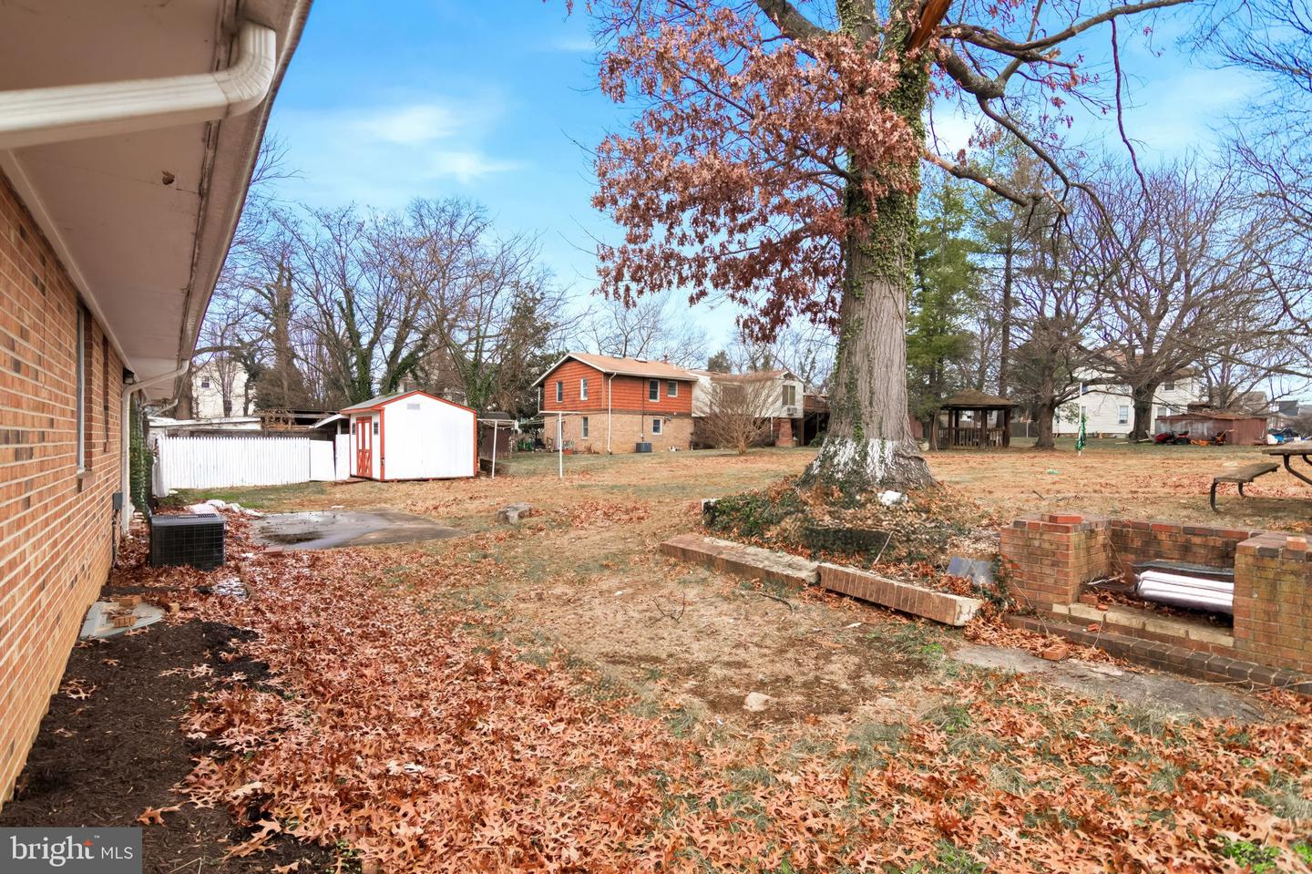 3723 MUNSON RD, FALLS CHURCH, Virginia 22041, 4 Bedrooms Bedrooms, ,3 BathroomsBathrooms,Residential,For sale,3723 MUNSON RD,VAFX2282630 MLS # VAFX2282630