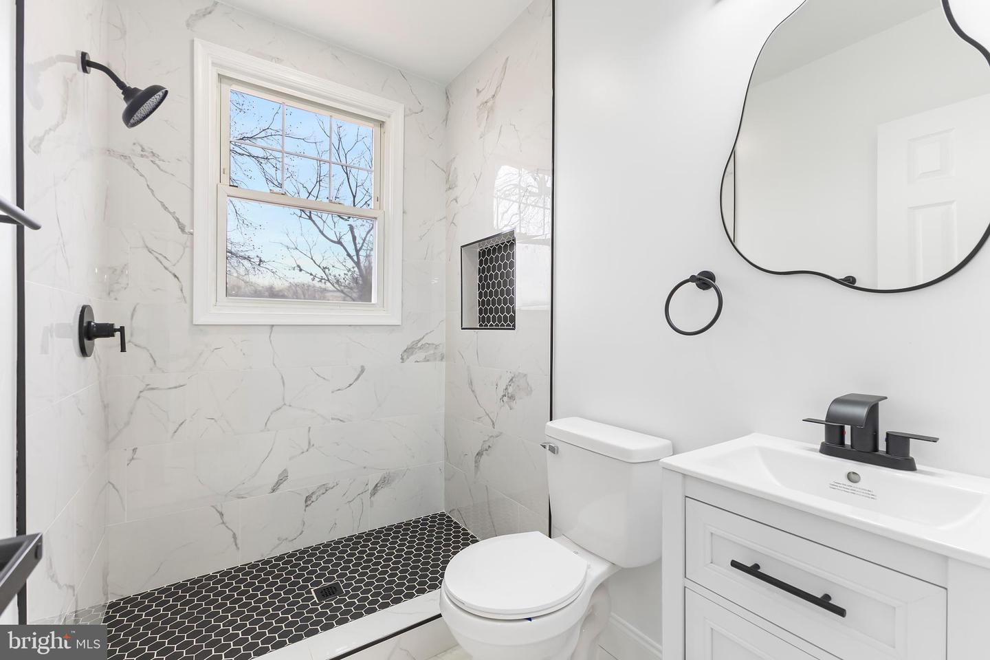 2016 32ND ST SE, WASHINGTON, District Of Columbia 20020, 4 Bedrooms Bedrooms, 7 Rooms Rooms,3 BathroomsBathrooms,Residential,For sale,2016 32ND ST SE,DCDC2235138 MLS # DCDC2235138