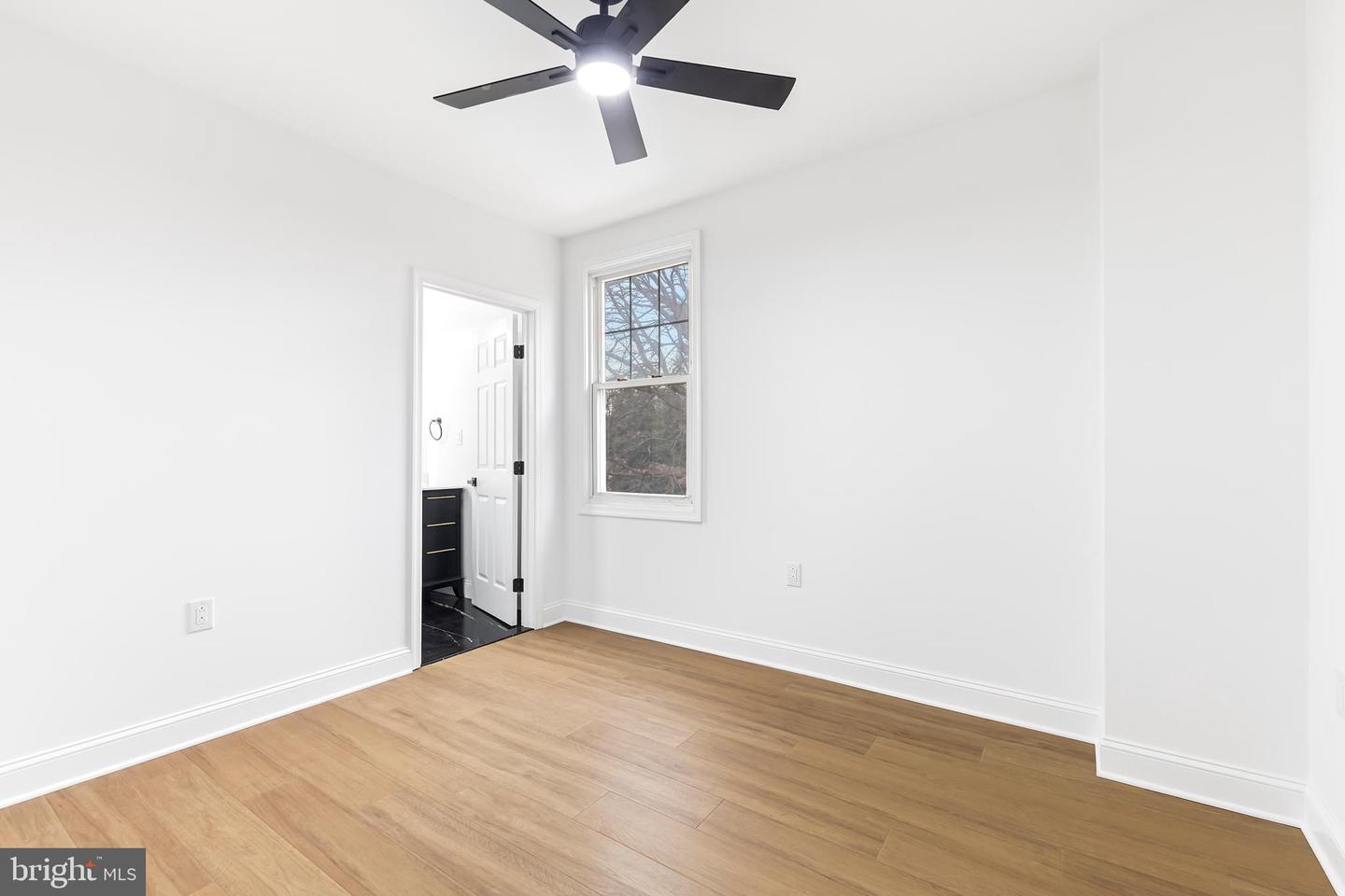 2016 32ND ST SE, WASHINGTON, District Of Columbia 20020, 4 Bedrooms Bedrooms, 7 Rooms Rooms,3 BathroomsBathrooms,Residential,For sale,2016 32ND ST SE,DCDC2235138 MLS # DCDC2235138