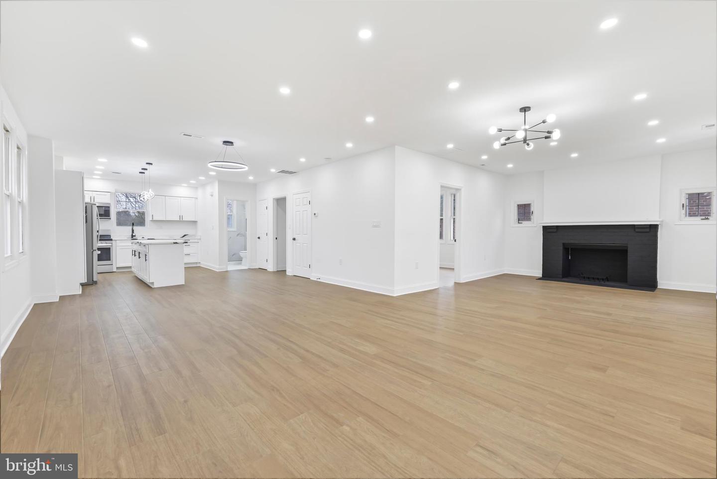 2016 32ND ST SE, WASHINGTON, District Of Columbia 20020, 4 Bedrooms Bedrooms, 7 Rooms Rooms,3 BathroomsBathrooms,Residential,For sale,2016 32ND ST SE,DCDC2235138 MLS # DCDC2235138