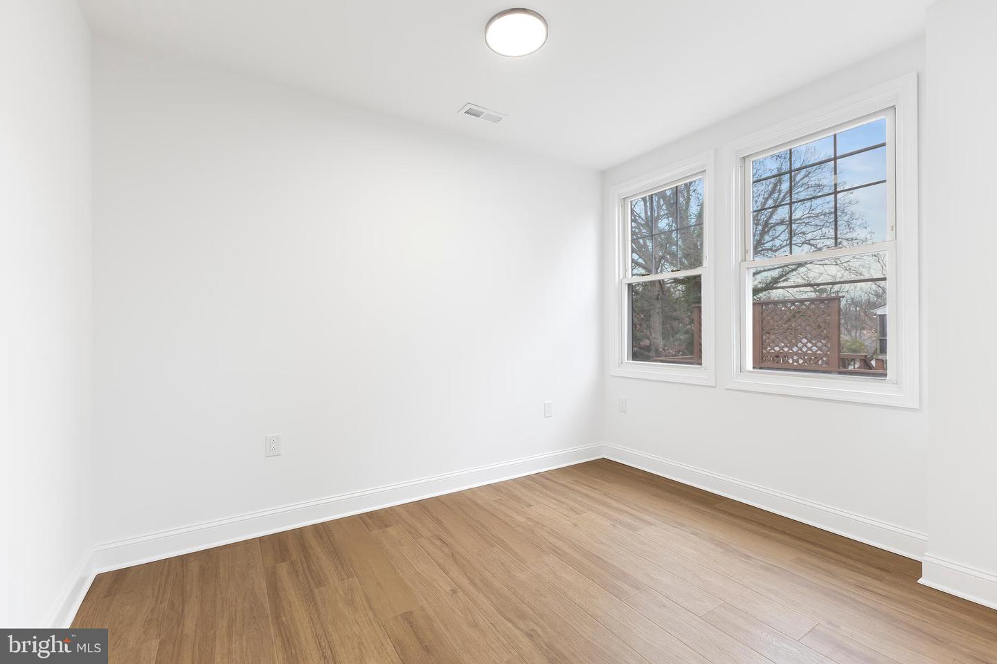 2016 32ND ST SE, WASHINGTON, District Of Columbia 20020, 4 Bedrooms Bedrooms, 7 Rooms Rooms,3 BathroomsBathrooms,Residential,For sale,2016 32ND ST SE,DCDC2235138 MLS # DCDC2235138