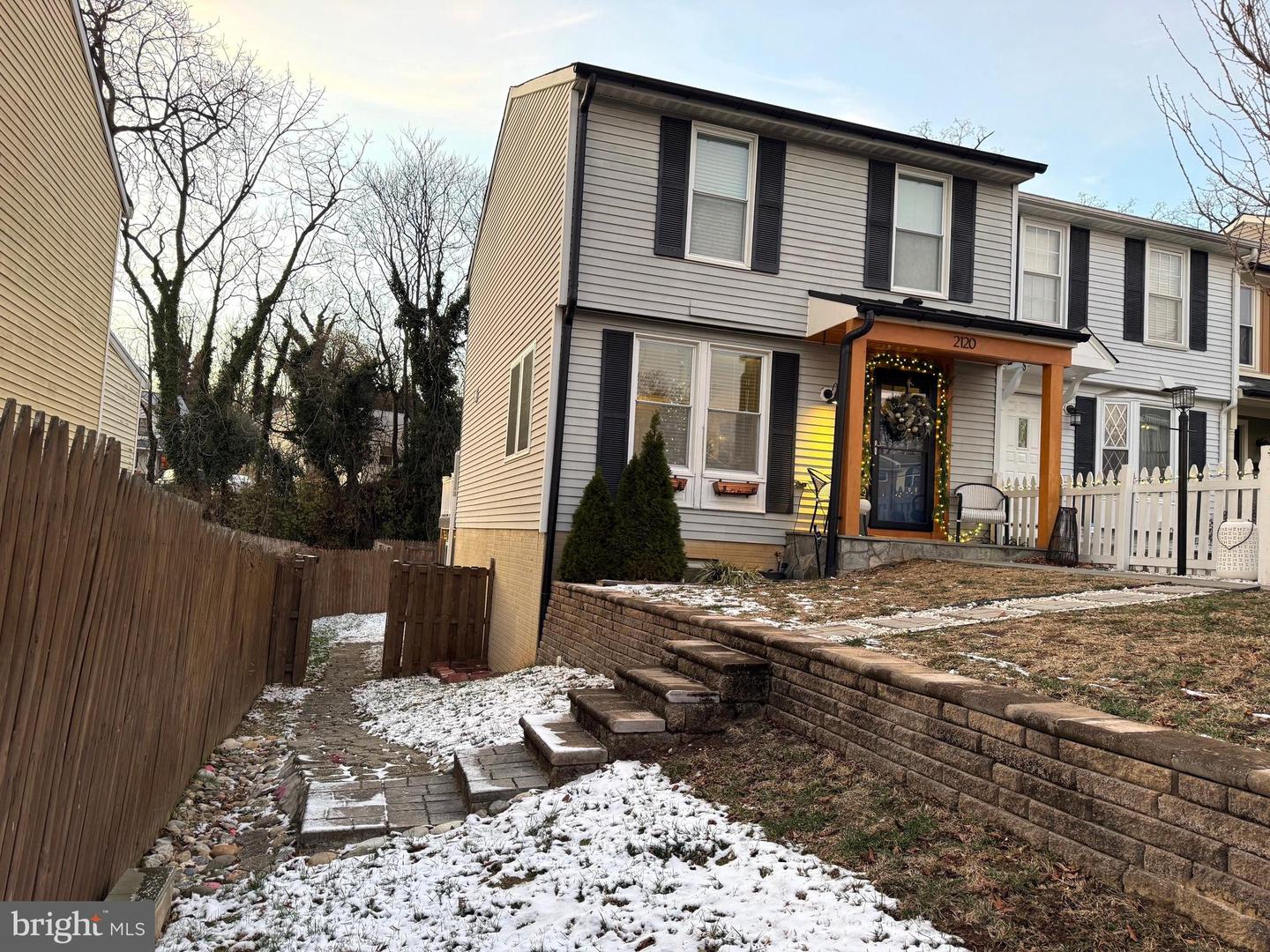 2120 S LOWELL ST, ARLINGTON, Virginia 22204, 3 Bedrooms Bedrooms, 8 Rooms Rooms,2 BathroomsBathrooms,Residential,For sale,2120 S LOWELL ST,VAAR2066948 MLS # VAAR2066948