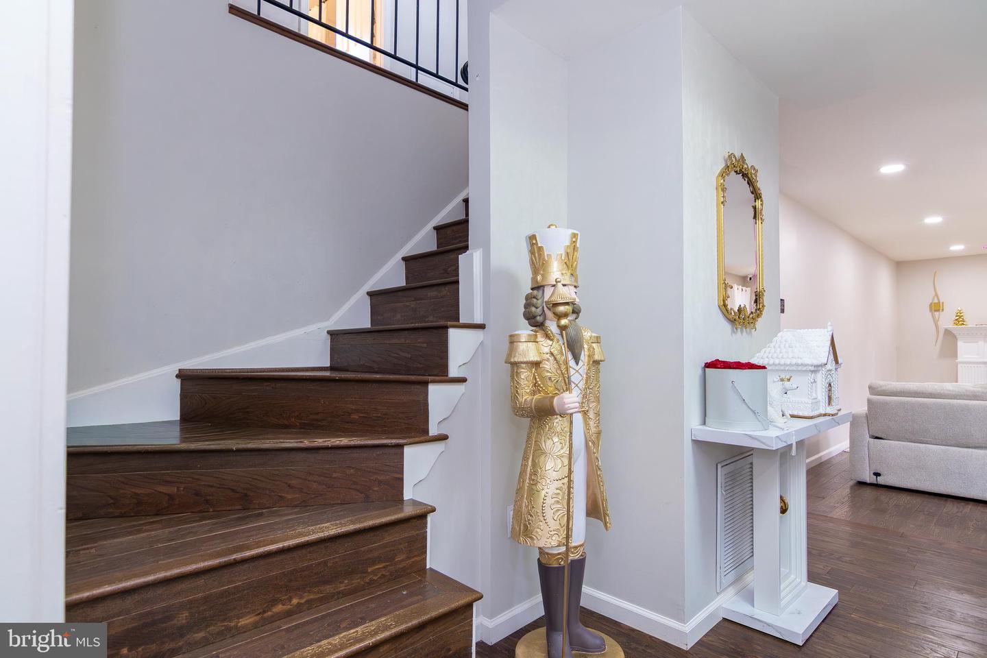 2323 ROSEDOWN DR, RESTON, Virginia 20191, 3 Bedrooms Bedrooms, ,2 BathroomsBathrooms,Residential,For sale,2323 ROSEDOWN DR,VAFX2282676 MLS # VAFX2282676