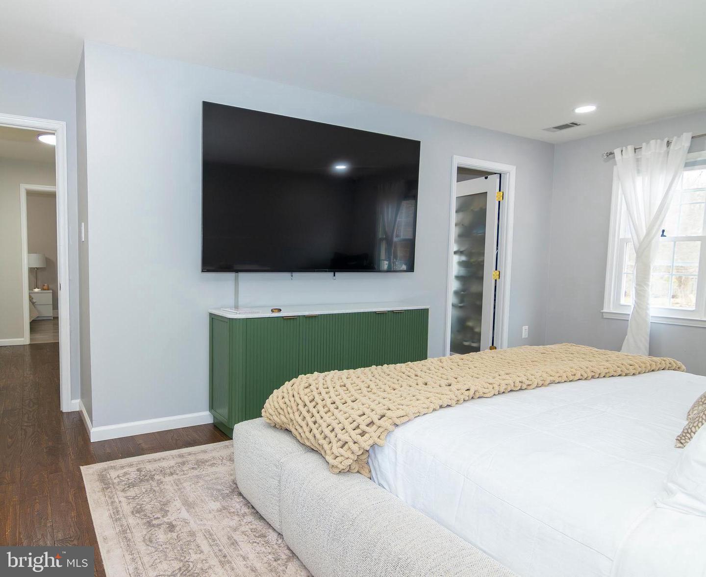 2323 ROSEDOWN DR, RESTON, Virginia 20191, 3 Bedrooms Bedrooms, ,2 BathroomsBathrooms,Residential,For sale,2323 ROSEDOWN DR,VAFX2282676 MLS # VAFX2282676