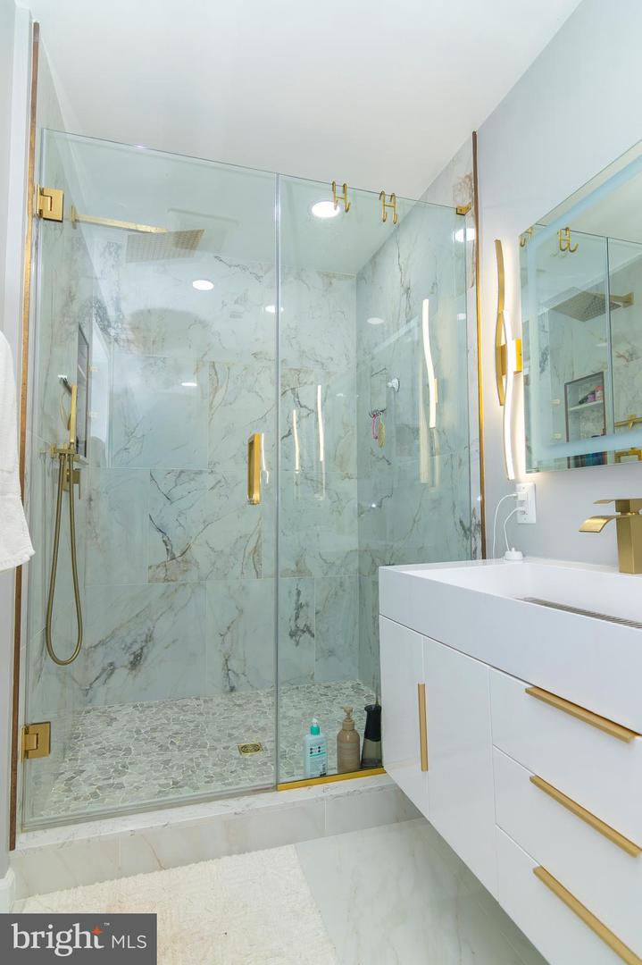 2323 ROSEDOWN DR, RESTON, Virginia 20191, 3 Bedrooms Bedrooms, ,2 BathroomsBathrooms,Residential,For sale,2323 ROSEDOWN DR,VAFX2282676 MLS # VAFX2282676