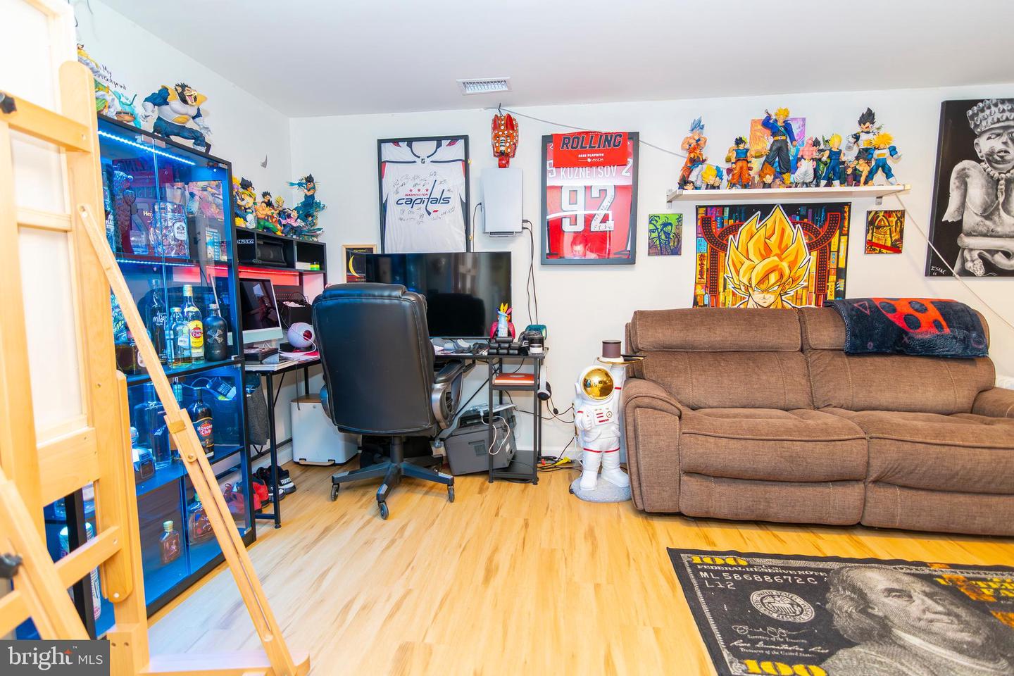 2323 ROSEDOWN DR, RESTON, Virginia 20191, 3 Bedrooms Bedrooms, ,2 BathroomsBathrooms,Residential,For sale,2323 ROSEDOWN DR,VAFX2282676 MLS # VAFX2282676