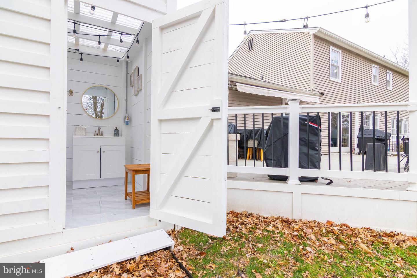 2323 ROSEDOWN DR, RESTON, Virginia 20191, 3 Bedrooms Bedrooms, ,2 BathroomsBathrooms,Residential,For sale,2323 ROSEDOWN DR,VAFX2282676 MLS # VAFX2282676