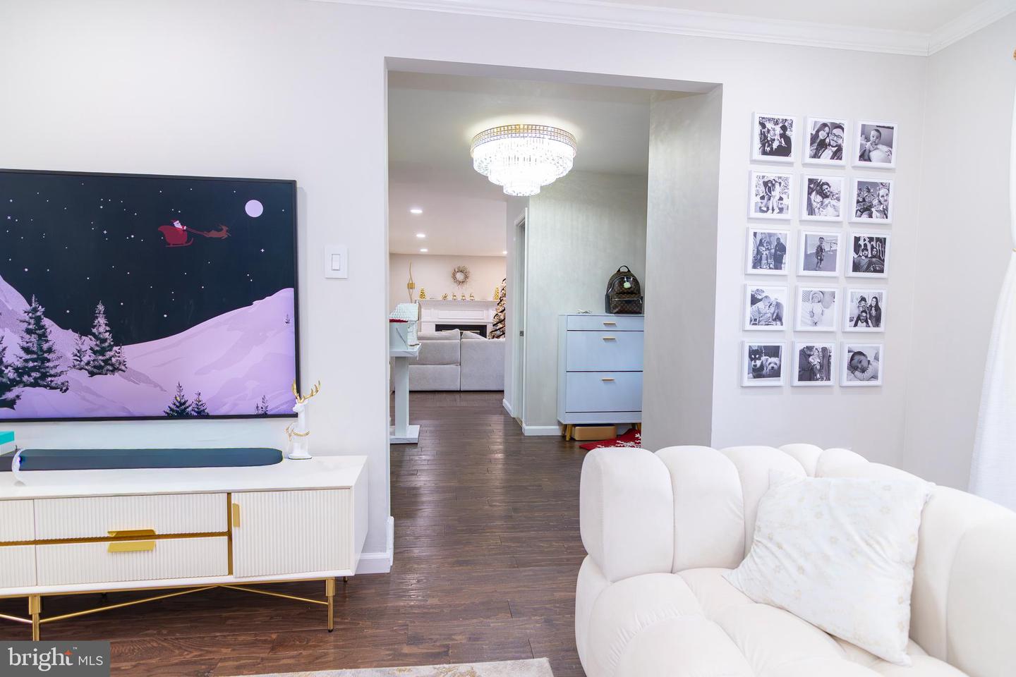 2323 ROSEDOWN DR, RESTON, Virginia 20191, 3 Bedrooms Bedrooms, ,2 BathroomsBathrooms,Residential,For sale,2323 ROSEDOWN DR,VAFX2282676 MLS # VAFX2282676