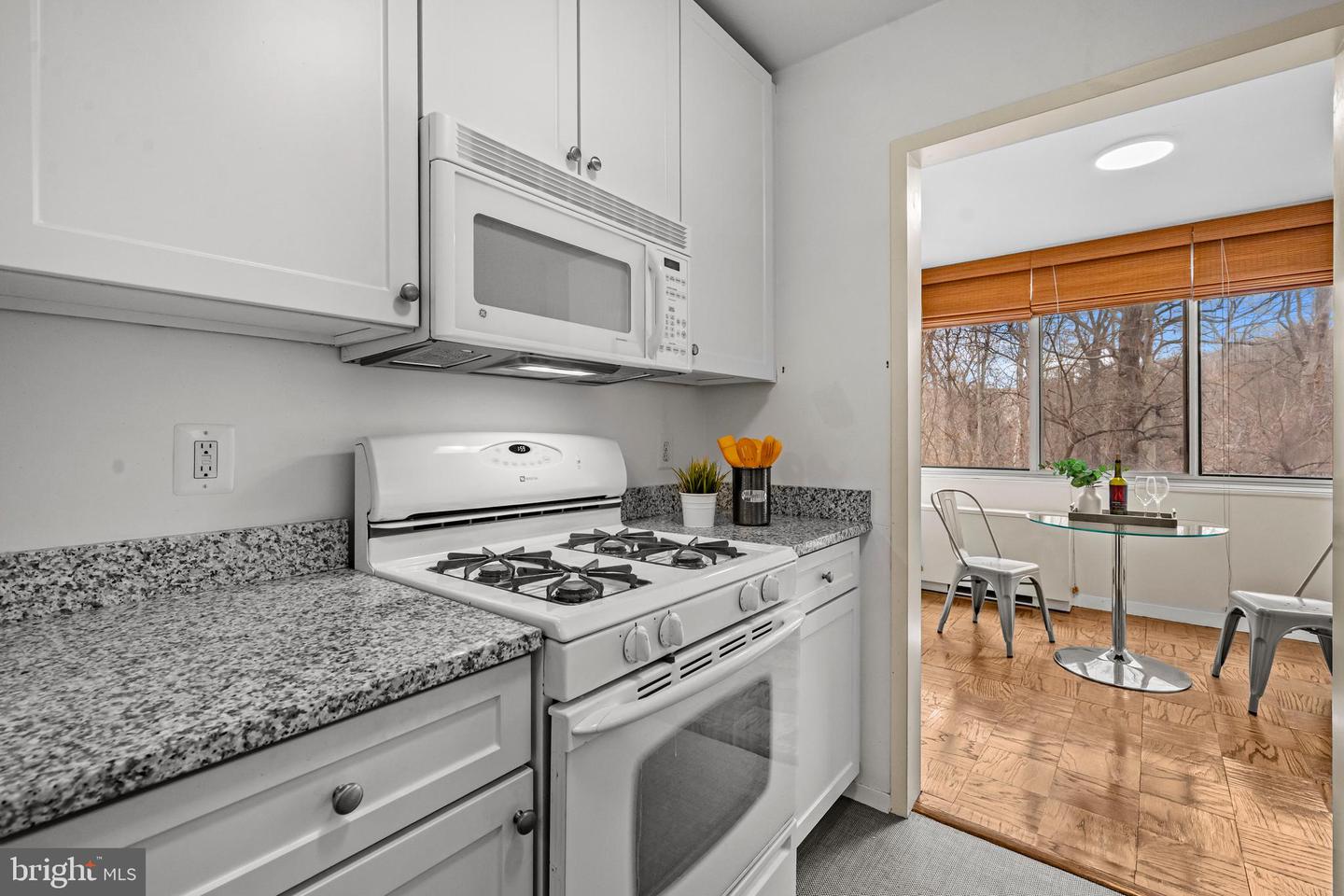 3001 VEAZEY TER NW #201, WASHINGTON, District Of Columbia 20008, ,1 BathroomBathrooms,Residential,For sale,3001 VEAZEY TER NW #201,DCDC2235202 MLS # DCDC2235202 3001 VEAZEY TER NW #201, WASHINGTON, District Of Columbia 20008, ,1 BathroomBathrooms,Residential,For sale,3001 VEAZEY TER NW #201,DCDC2235202 MLS # DCDC2235202