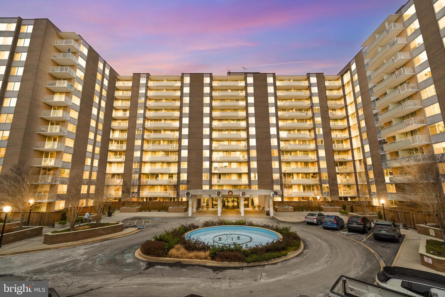 3001 VEAZEY TER NW #201, WASHINGTON, District Of Columbia 20008, ,1 BathroomBathrooms,Residential,For sale,3001 VEAZEY TER NW #201,DCDC2235202 MLS # DCDC2235202 3001 VEAZEY TER NW #201, WASHINGTON, District Of Columbia 20008, ,1 BathroomBathrooms,Residential,For sale,3001 VEAZEY TER NW #201,DCDC2235202 MLS # DCDC2235202