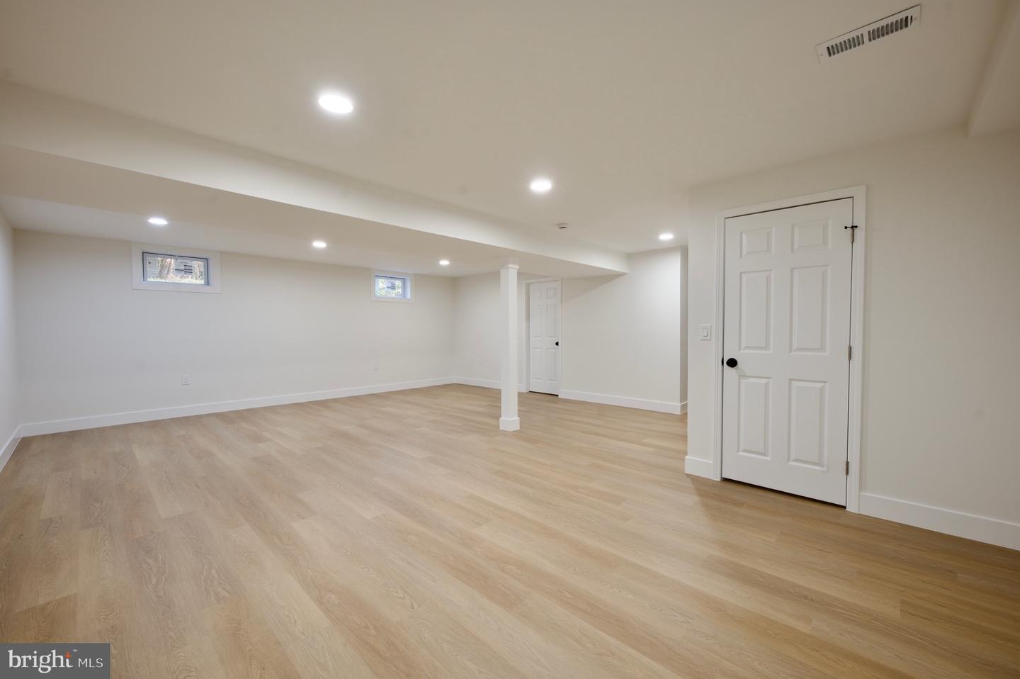 12453 WENDELL HOLMES RD, HERNDON, Virginia 20171, 4 Bedrooms Bedrooms, 13 Rooms Rooms,2 BathroomsBathrooms,Residential,For sale,12453 WENDELL HOLMES RD,VAFX2282698 MLS # VAFX2282698