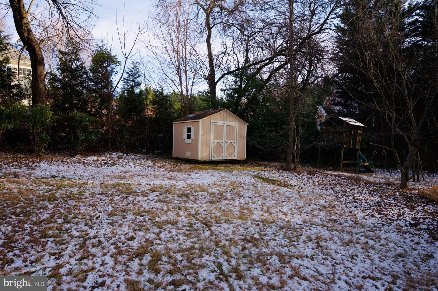 12453 WENDELL HOLMES RD, HERNDON, Virginia 20171, 4 Bedrooms Bedrooms, 13 Rooms Rooms,2 BathroomsBathrooms,Residential,For sale,12453 WENDELL HOLMES RD,VAFX2282698 MLS # VAFX2282698