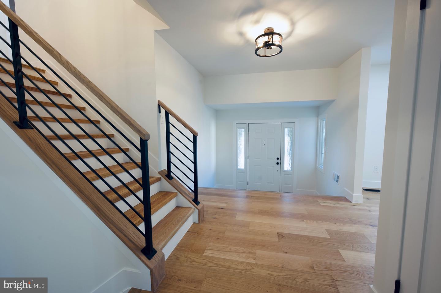 12453 WENDELL HOLMES RD, HERNDON, Virginia 20171, 4 Bedrooms Bedrooms, 13 Rooms Rooms,2 BathroomsBathrooms,Residential,For sale,12453 WENDELL HOLMES RD,VAFX2282698 MLS # VAFX2282698