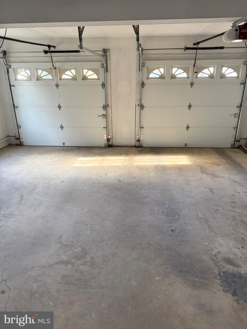 12453 WENDELL HOLMES RD, HERNDON, Virginia 20171, 4 Bedrooms Bedrooms, 13 Rooms Rooms,2 BathroomsBathrooms,Residential,For sale,12453 WENDELL HOLMES RD,VAFX2282698 MLS # VAFX2282698